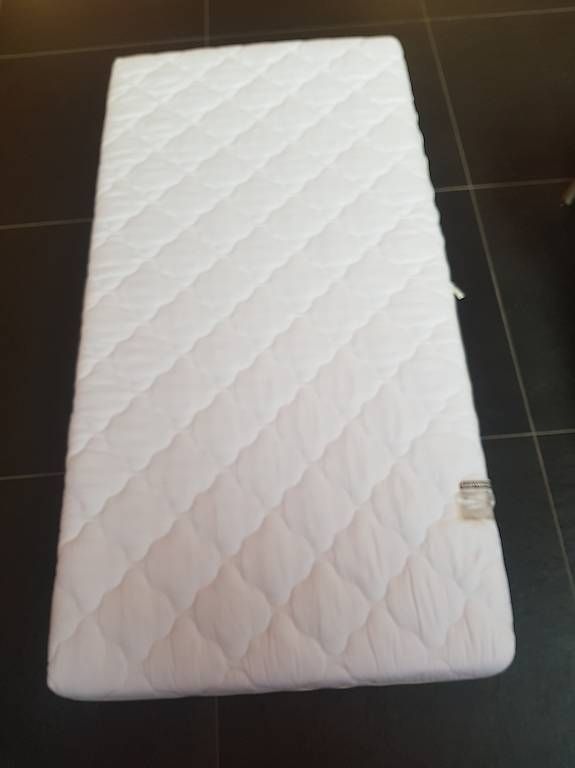 Materassi: Matratze zu Kinderbett 140×70cm – Usato da Spiez venduto da sonneba 1