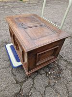 Antike Truhe / Kiste aus Holz, Schränkli Vintage!