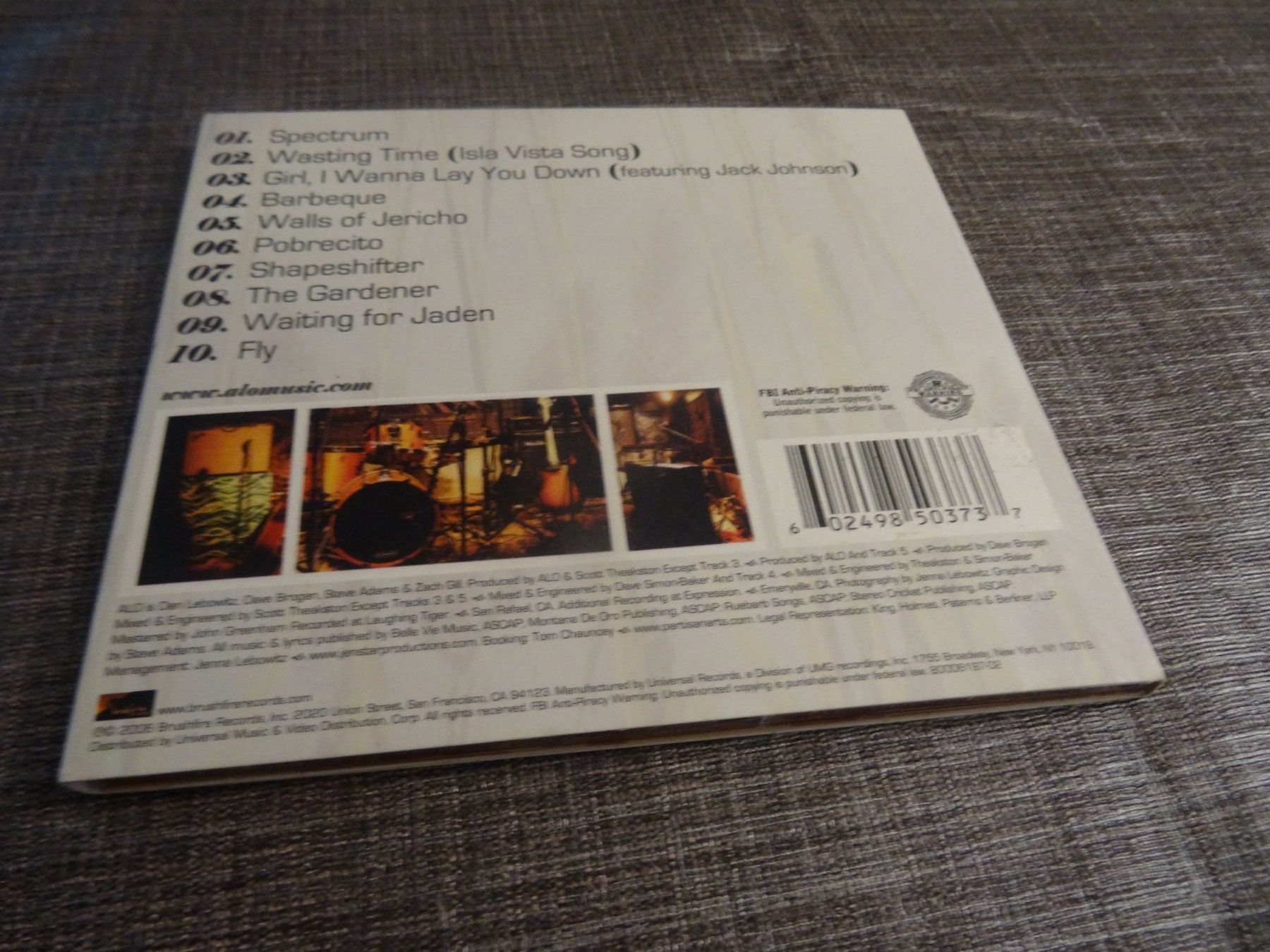 CD: ALO – Fly Between Falls CD – – Usato da Olten venduto da Disc-Ausverkauf 1