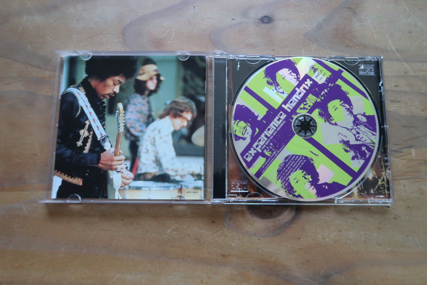 CDs: JIMI HENDRIX EXPERIENCE - THE BEST OF - CD – Gebraucht aus Basel von Patiscat 4
