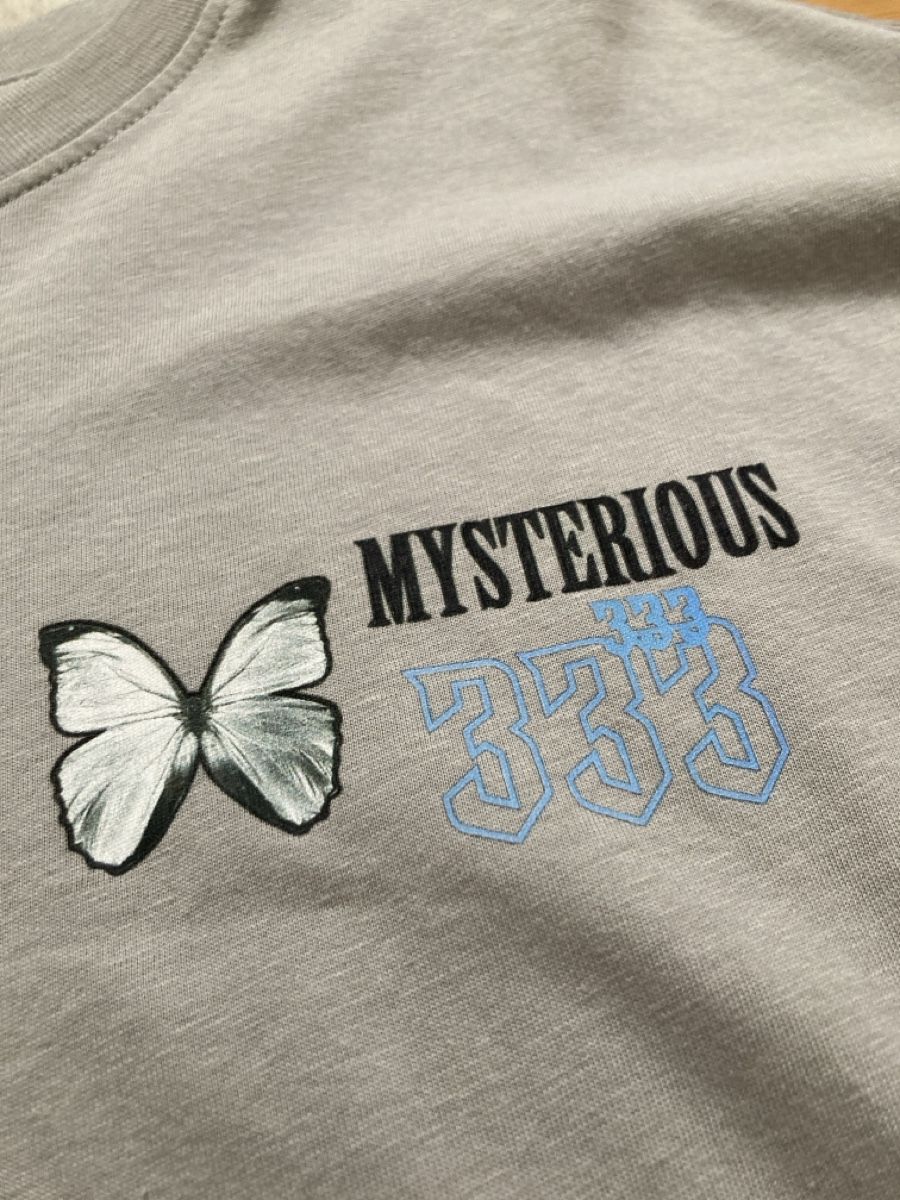 T-shirt: Oversized T-shirt mit backprint – Nuovo (secondo la descrizione) da Zürich venduto da uma_y5q8 3