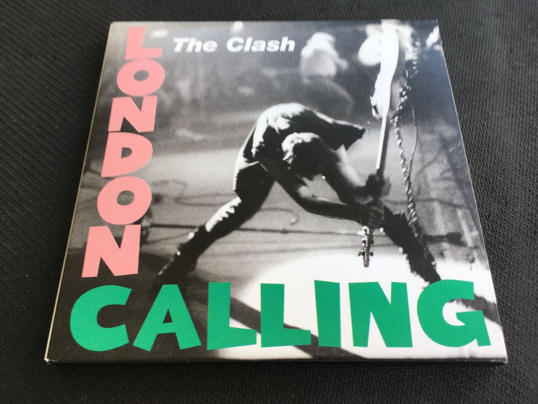 CD: The Clash - The Calling -CD- CD+DVD – Usato da St.Gallen venduto da MedienJoe
