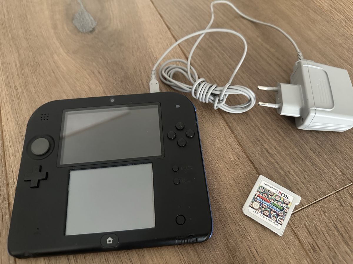 Nintendo Konsolen: Nintendo 2 DS  Konsole + Spiel – Gebraucht aus Altendorf von Quietwater 2