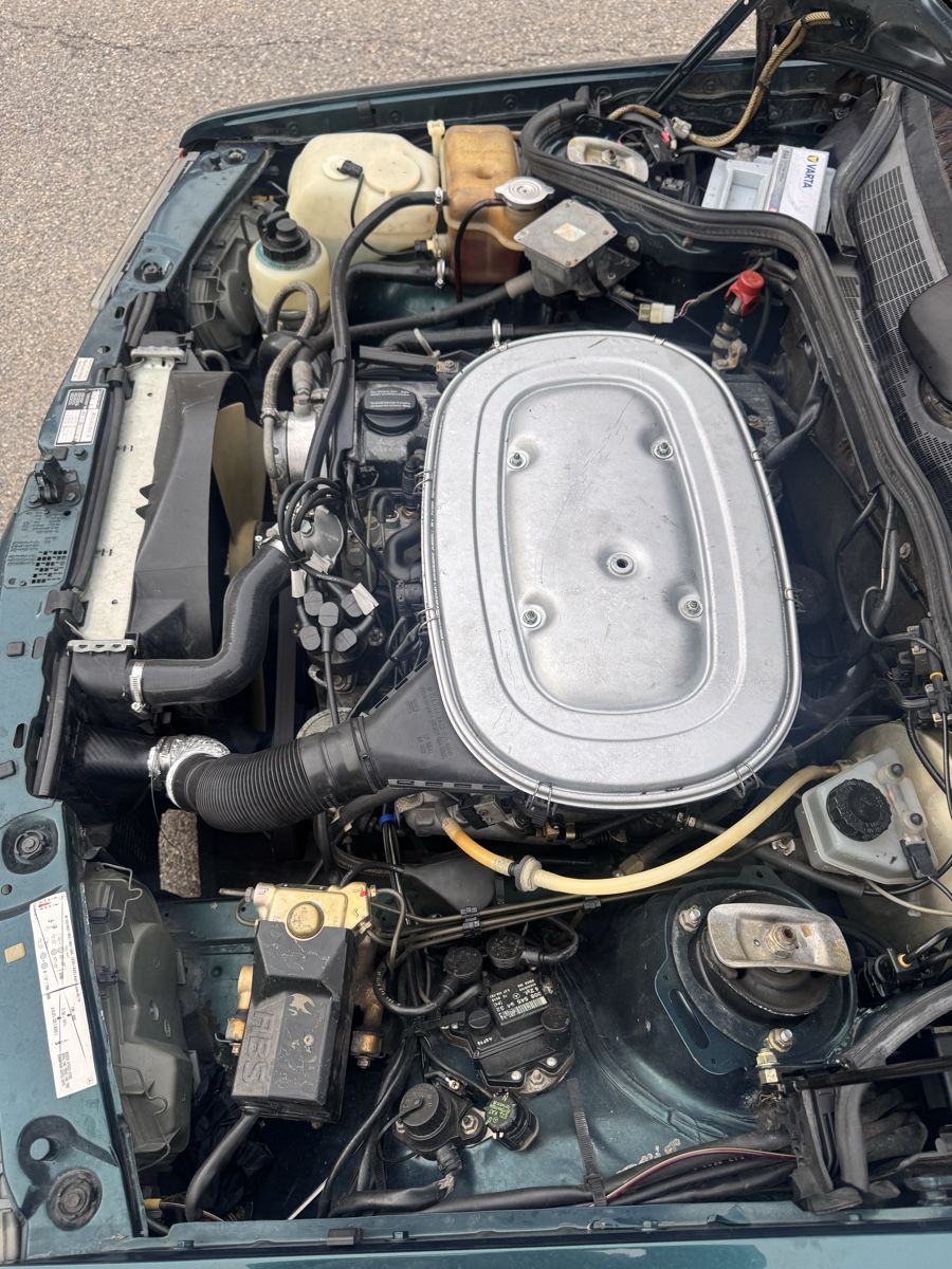 Mercedes-Benz Autos: Mercedes 190E – D'occasion à La Cibourg par gen_y292 2