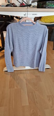 Pigalle Strickpullover, hellblau, Grösse S, Top Zustand!