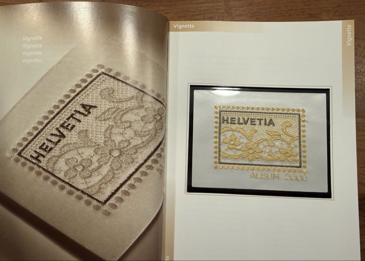 Tous les timbres: Jahrbuch 2000, komplett  – D'occasion à Altdorf UR par Sanna08 1