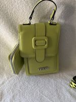 Sac bandoulière./Guess/
