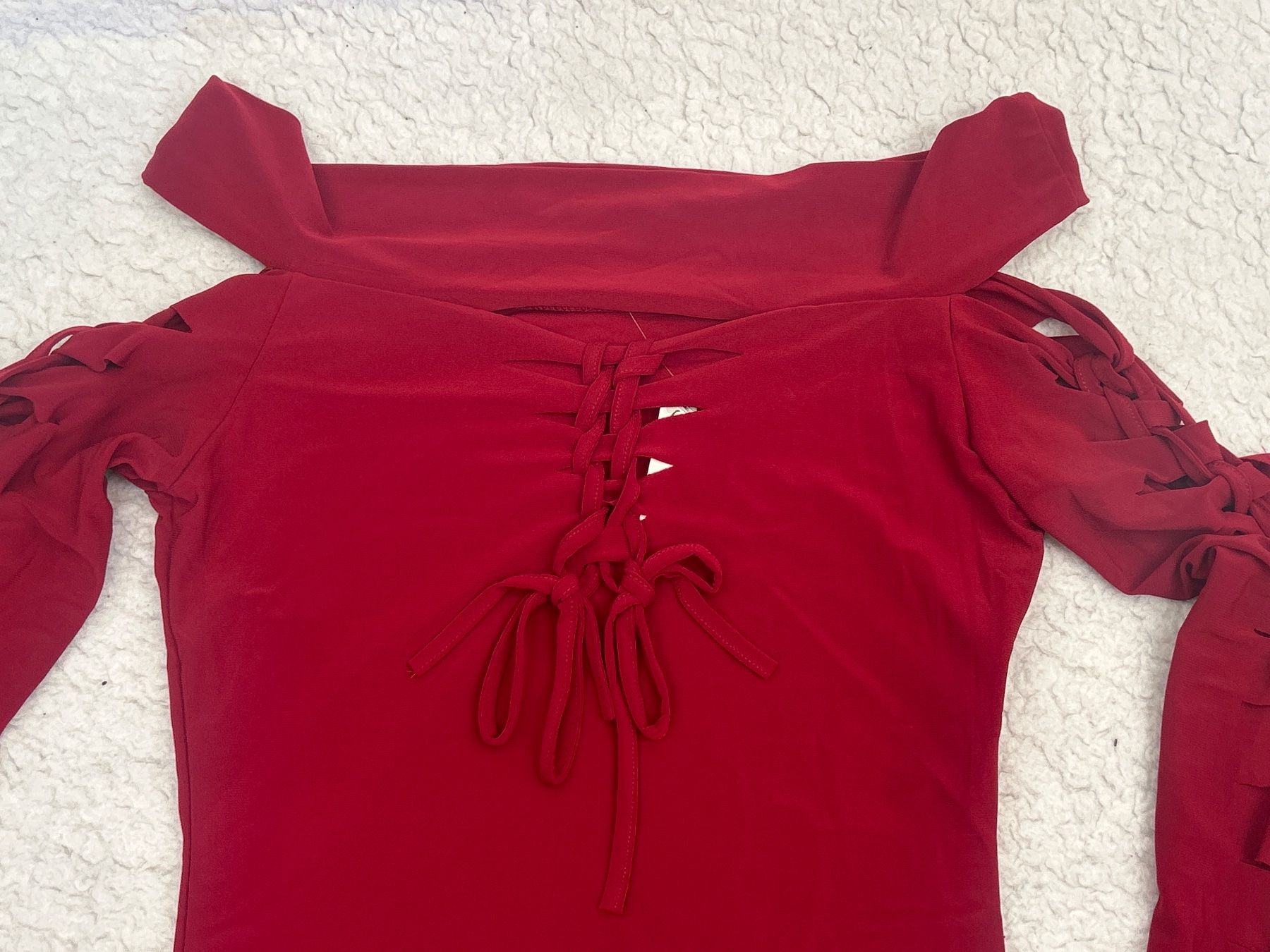 T-shirt: Rotes Oberteil mit Schnürung Gr S NEU – Nuovo e nell'imballaggio originale da Regensdorf venduto da Spyke55 1
