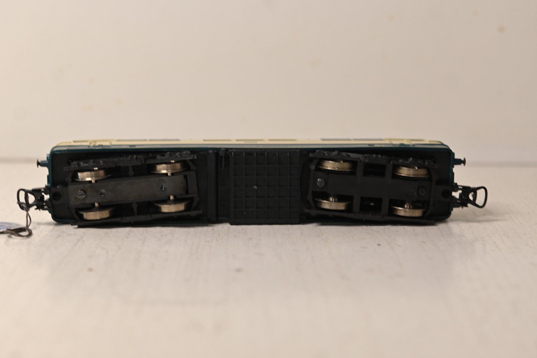 Lima Modellini di ferrovie: Lima DB BR 111 004-8 H0/DC läuft – Usato da Laupen ZH venduto da Zmoewe 7