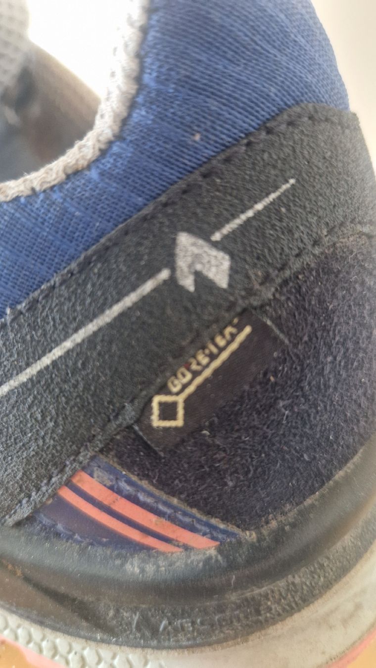 Schuhe für Mädchen: wanderschuhe 35 – Gebraucht aus Luzern von kellmo 2