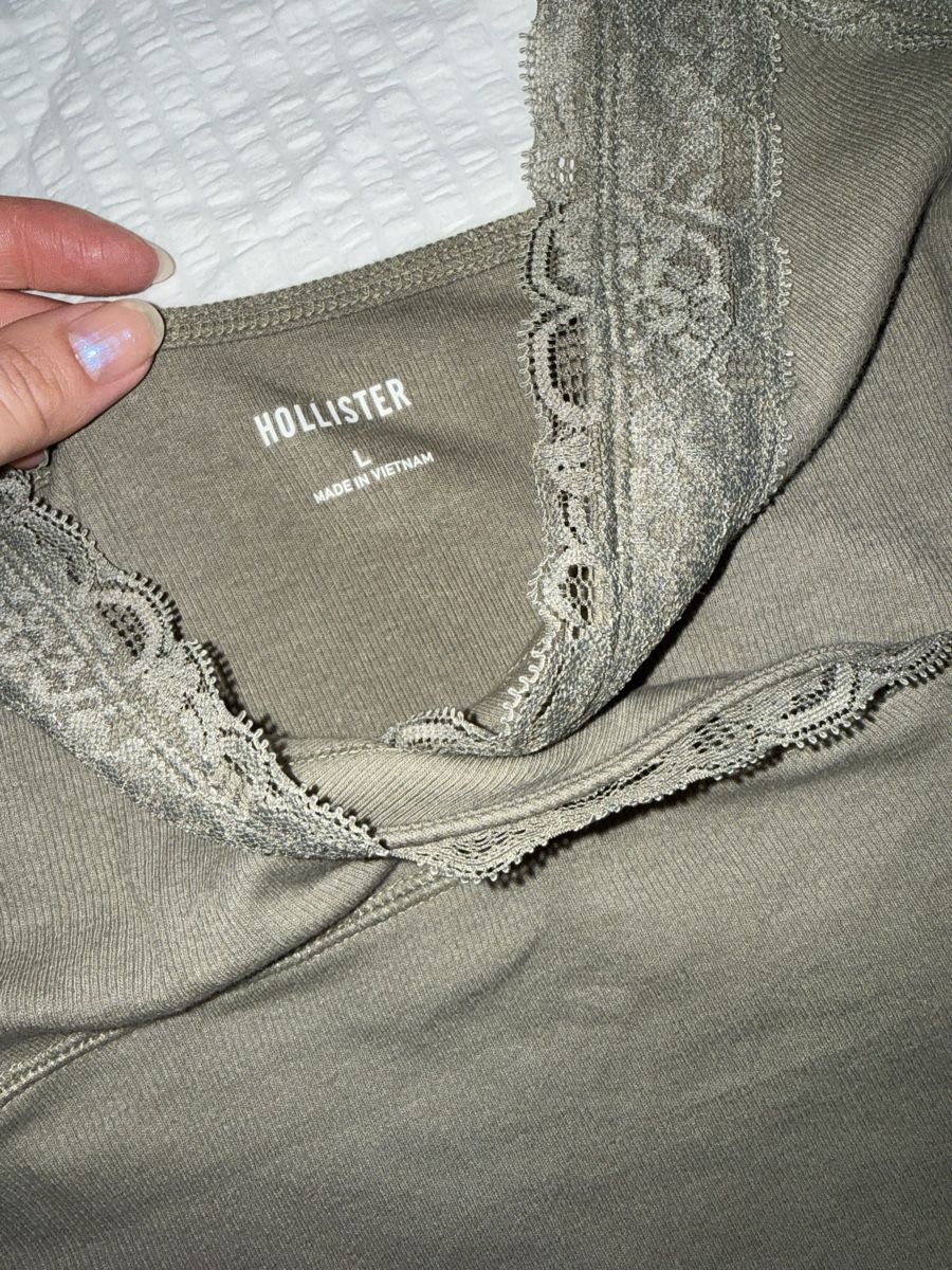 Hollister Top: Camitop Khaki von Hollister – Nuovo e nell'imballaggio originale da Bottmingen venduto da Itsclaire 4