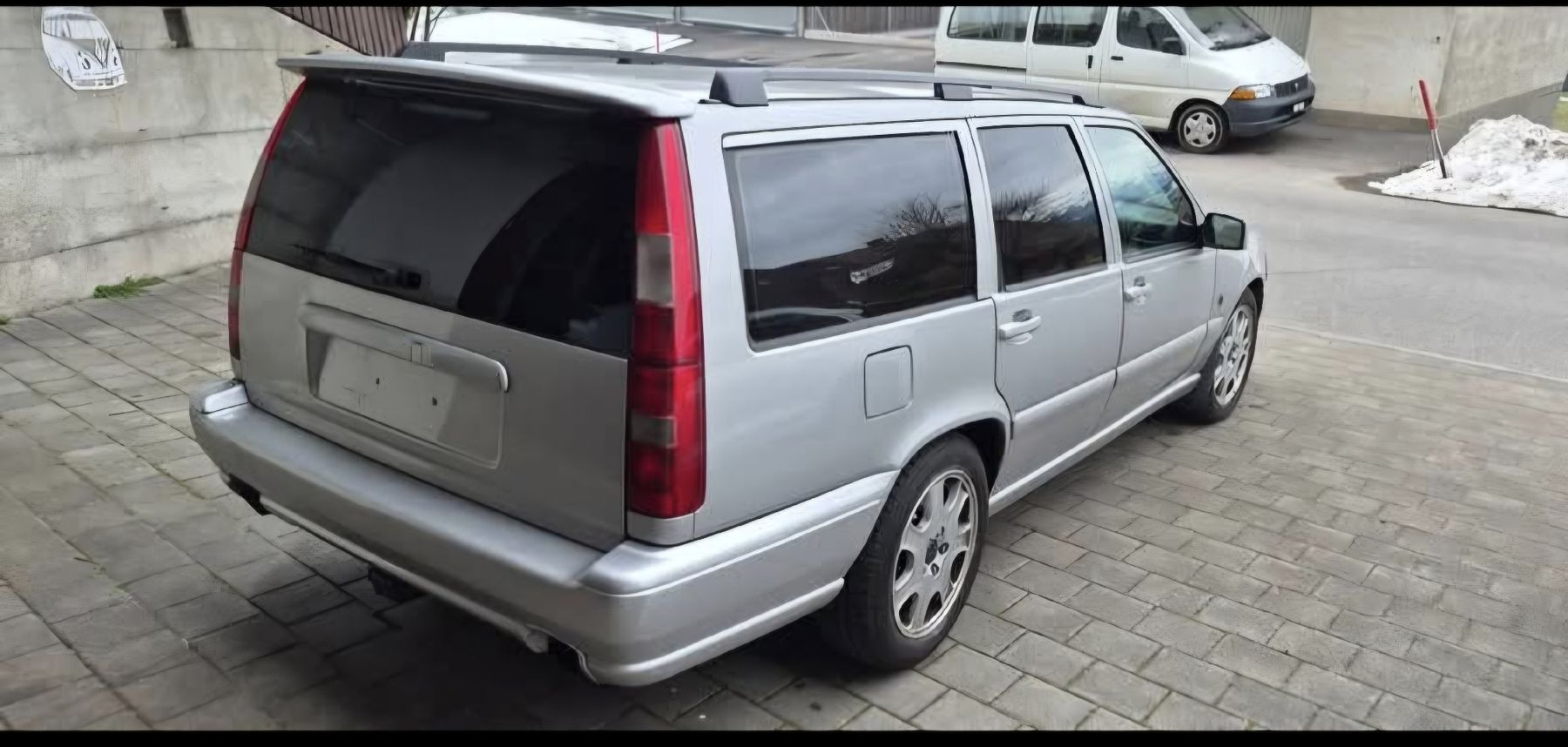 Volvo Automobili: Volvo V70 R – Usato da gunten venduto da nikus01 2