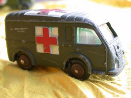 Dinky Toys Militaire Ambulance