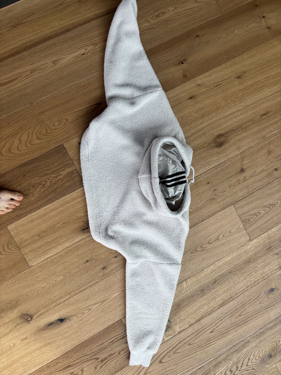 Adidas Maglioni & Felpe: Adidas Moon Boot Teddy Fleece Pulli – Nuovo (secondo la descrizione) da Rickenbach ZH venduto da mar_p6sg 2