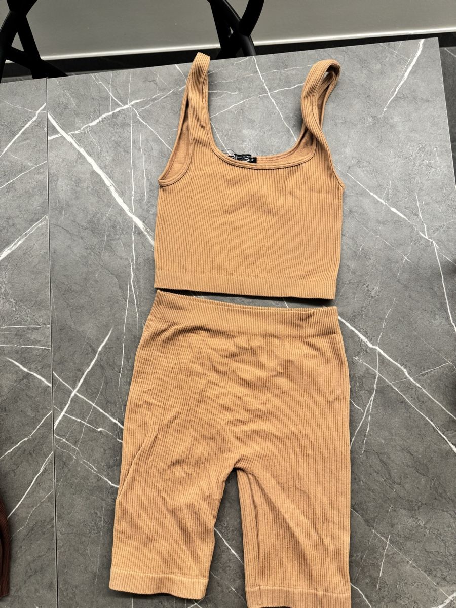 Zara Lotti di vestiti: Zara XS-S  – Usato da Porza venduto da kaj_d5q7