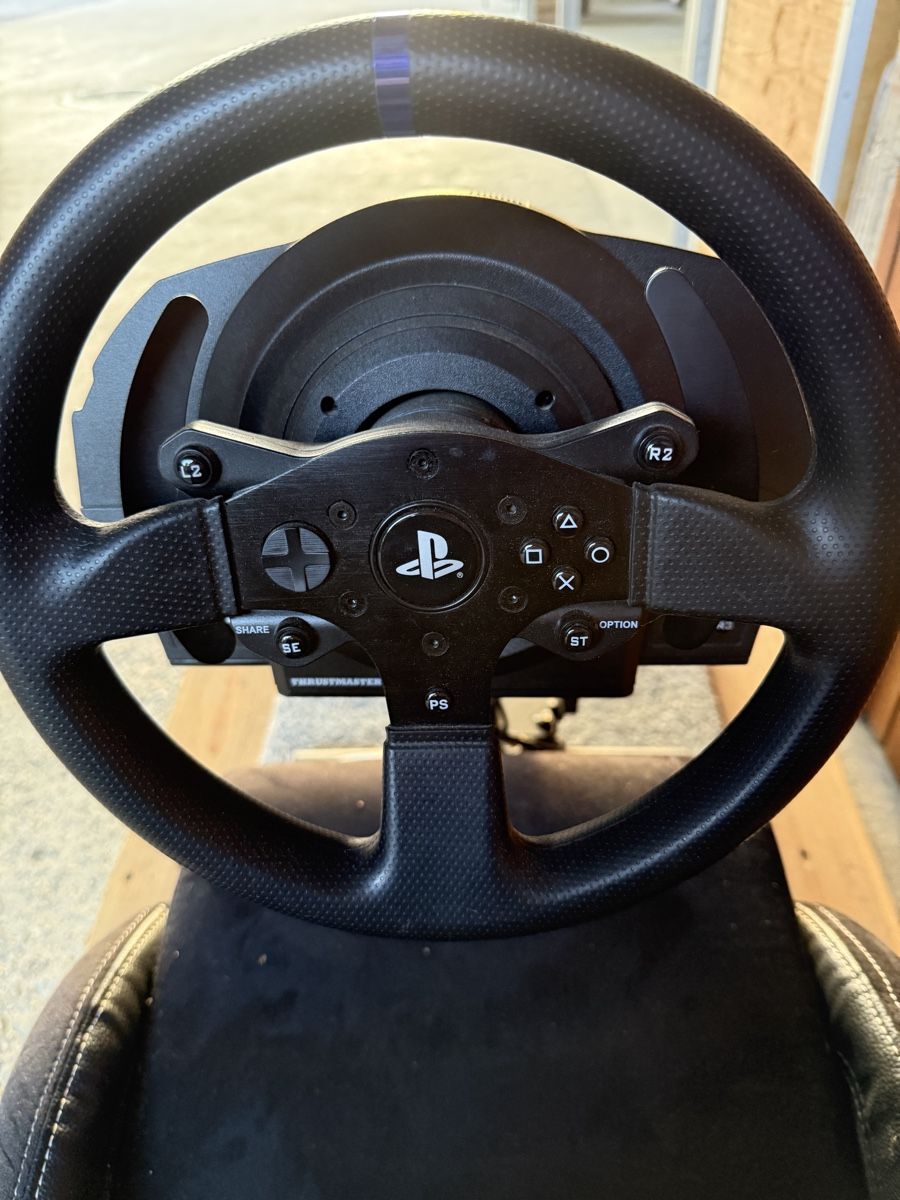 Thrustmaster Manettes: Simulator mit Sitz Thrustmaster – D'occasion à Weinfelden par Mahu6 3