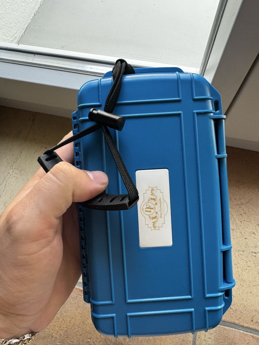 Humidore: Cigar Selection in Travel Humidor Case – Neu (gemäss Beschreibung) aus Seuzach von Wolf936 3