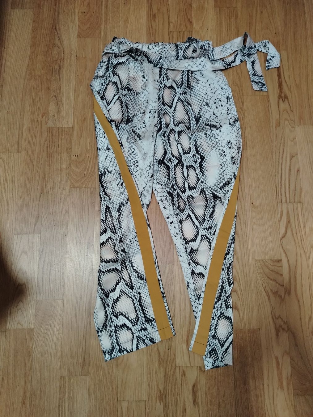 Hosen: Damenhose – Gebraucht aus Winterthur von mon_2yxl 1