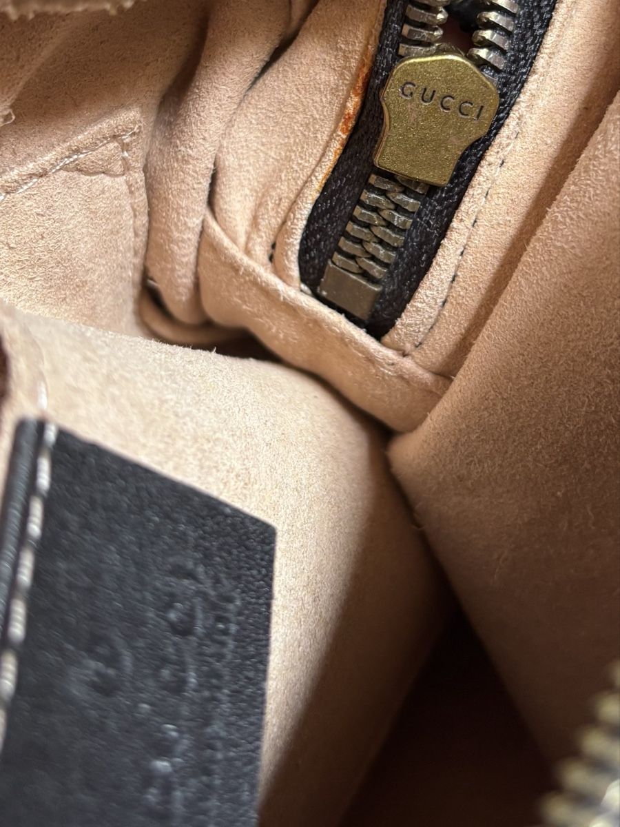 Gucci Sacs femmes: Gucci Ledertasche  mit Perlen – D'occasion à schaffhausen par schogdie 8