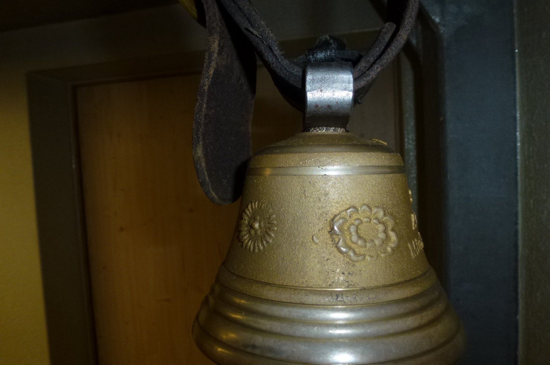 Campanacci mucche: Glocke – Usato da Bürglen UR venduto da daisyxy5 1