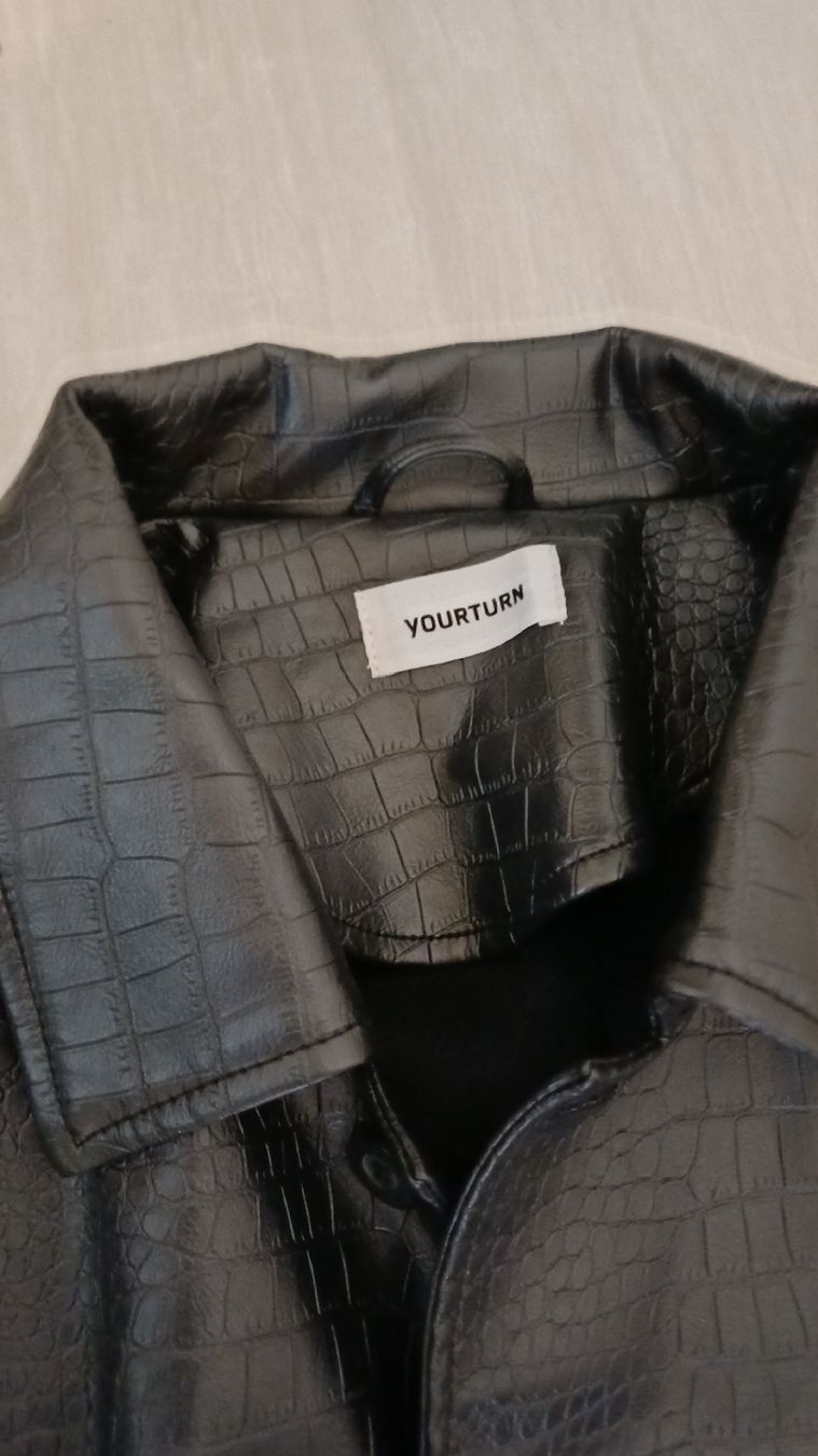 Giacche: Veste Yourturn, imitation serpent – Nuovo (secondo la descrizione) da Bex venduto da Sakito 2