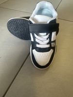 Coole Jungen Schuhe Grösse 29 neu