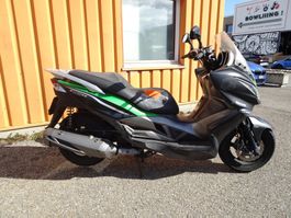 Scooter Kawasaki J 300