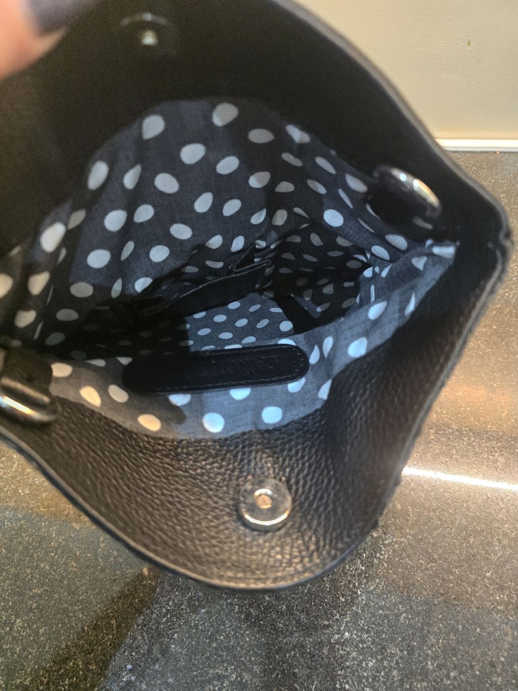 Borse da donna: Clutch in Schwarz Leder – Usato da Hägglingen venduto da Raff_Ella 4