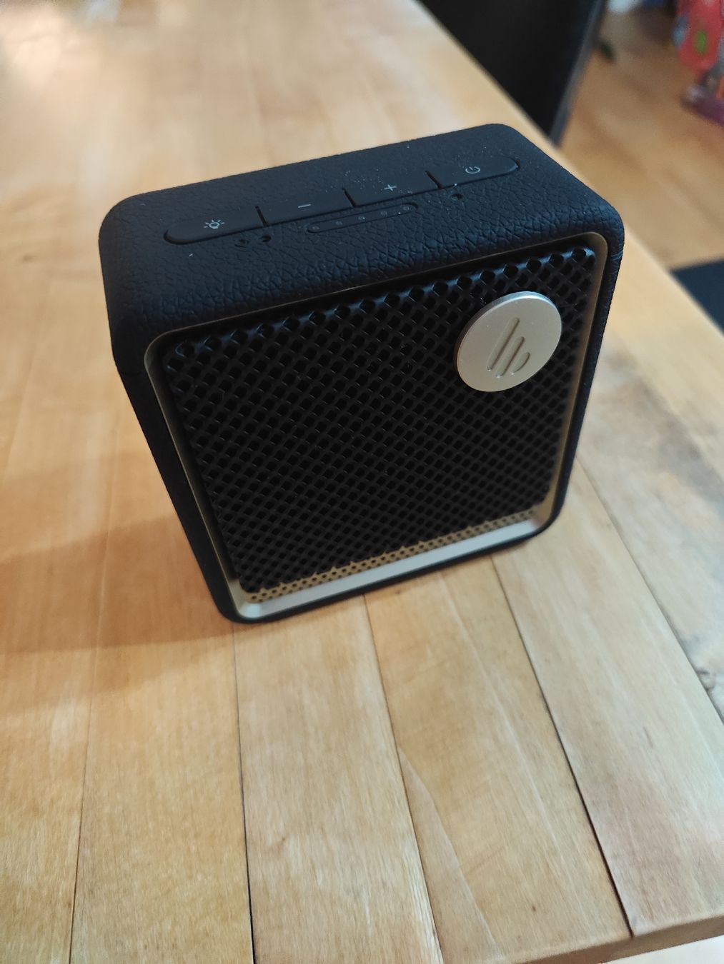 Haut-parleurs: Edifier ES20 Bluetooth Speaker  – Neuf (Voir description) à Wittenbach par Oepfelweihe