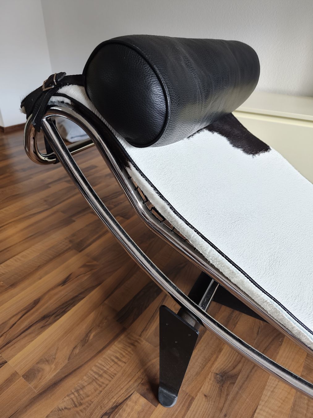 Sedie a sdraio: Liege Le Corbusier LC4 Chaise Longe Replica – Usato da Zermatt venduto da afra007 1