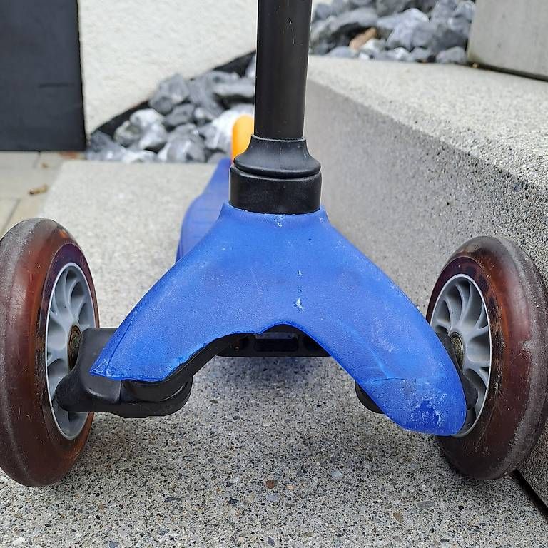 Kickboard: Kinder Kickboard / Trottinett – Usato da Stein AR venduto da foxtown2 2
