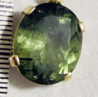 Anhänger mit echt Peridot 18k