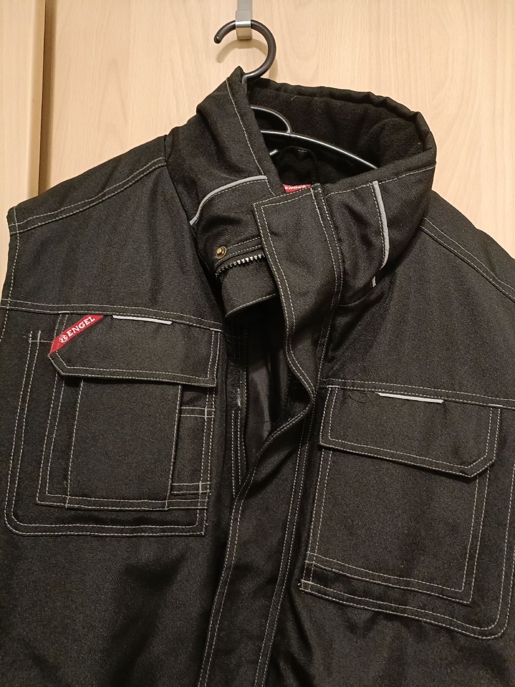 Gilet & Giacche: Gilet XL schwarz – Nuovo (secondo la descrizione) da Gossau SG venduto da scania1509 7