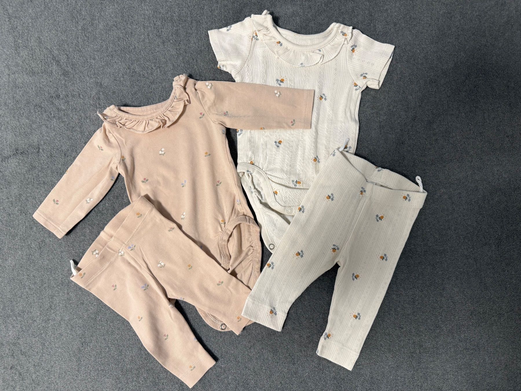 Lotti & Set di vestiti: Kleiderpaket 78 Teile Gr. 50/56 – Usato da Sargans venduto da jenabek 7