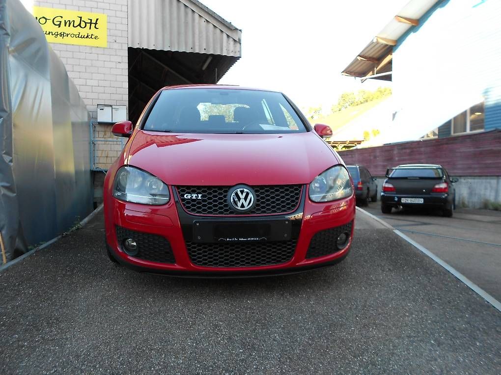 Autos: VW Golf 5 GTI – D'occasion à Wolfhausen par garagefrei 1