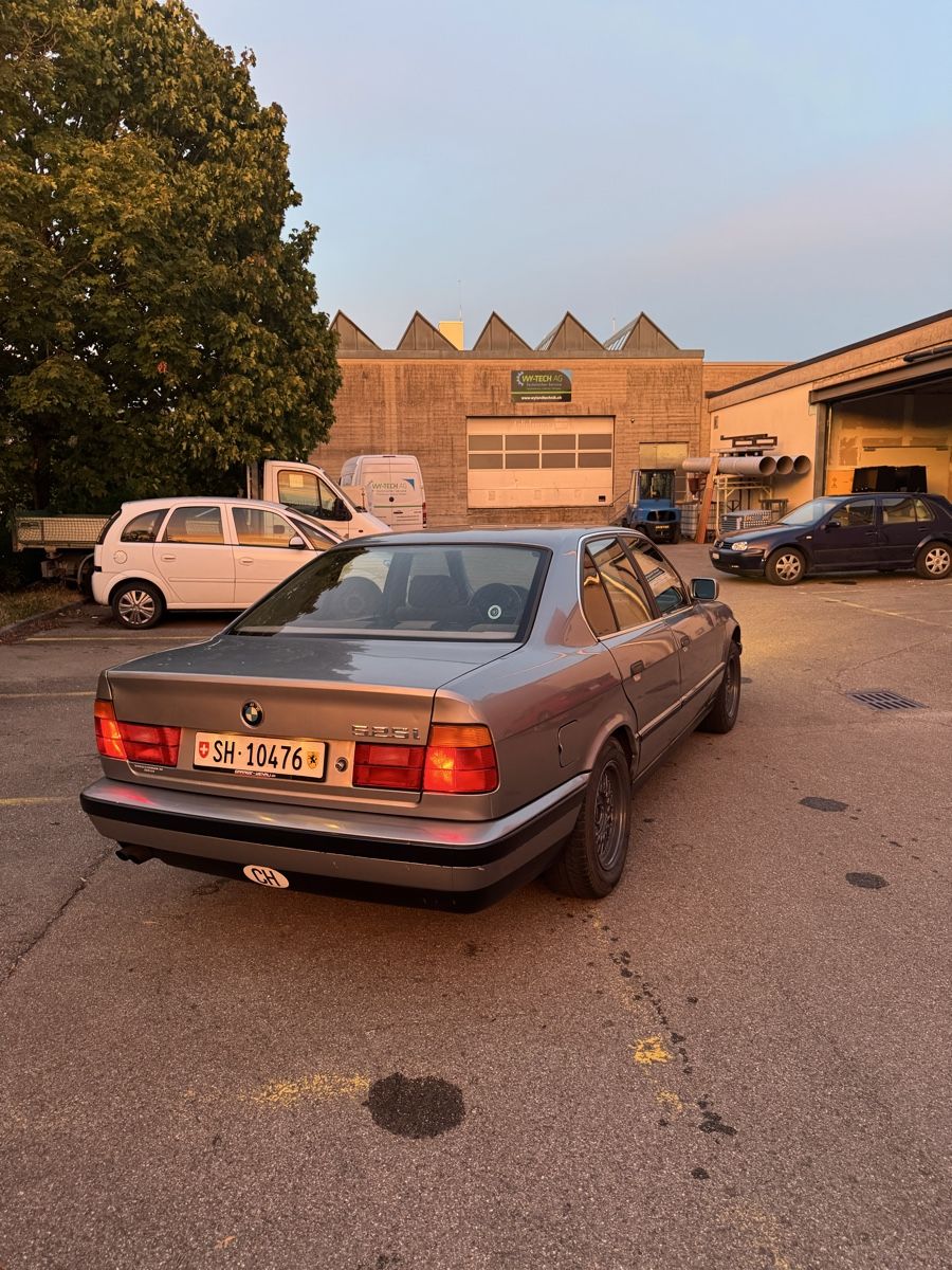 BMW Autos: BMW 525i – Gebraucht aus Neuhausen am Rheinfall von masorus 3