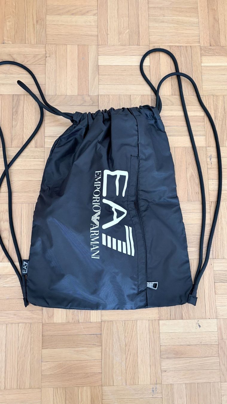 Armani Rucksäcke: Armani EA7   Sac de sport à cordon – Gebraucht aus Lausanne von ipanema23 4