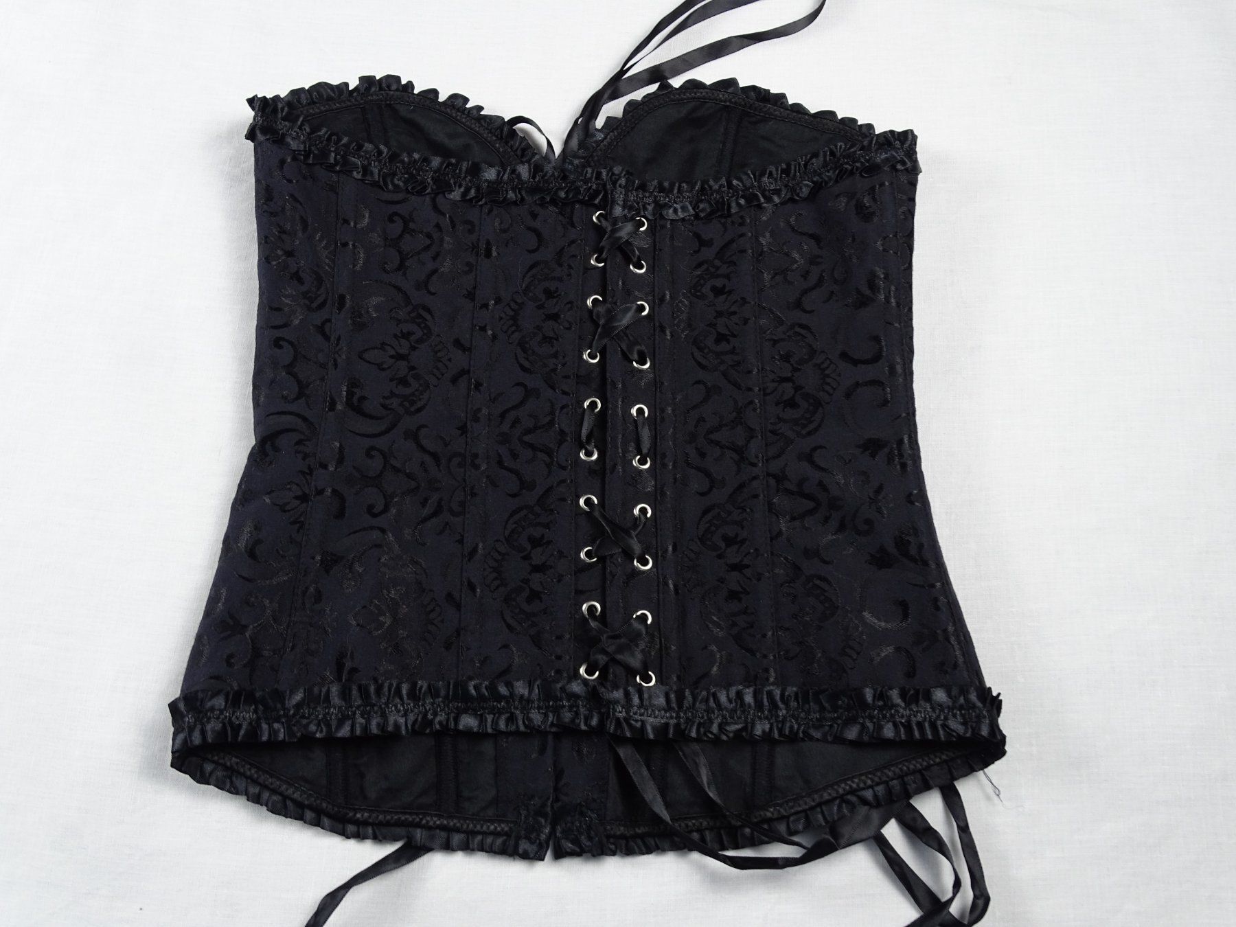 Altra biancheria intima: Schwarzes Korsett mit Muster – Usato da Solothurn venduto da hli_n69n 4