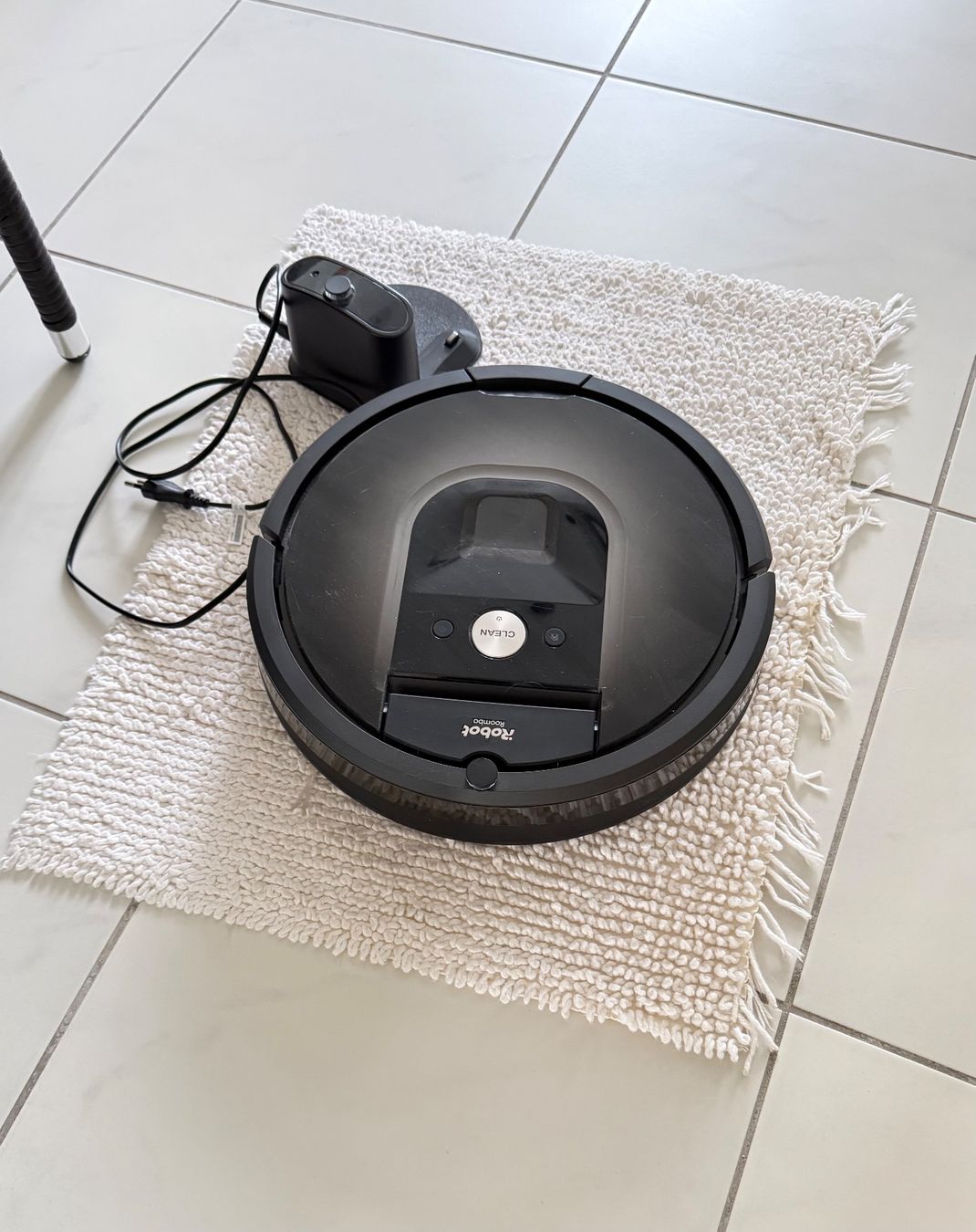 Irobot Aspirapolveri & Accessori: iRobot Rooba Robot Vacum  980 – Usato da Dottikon venduto da regina99