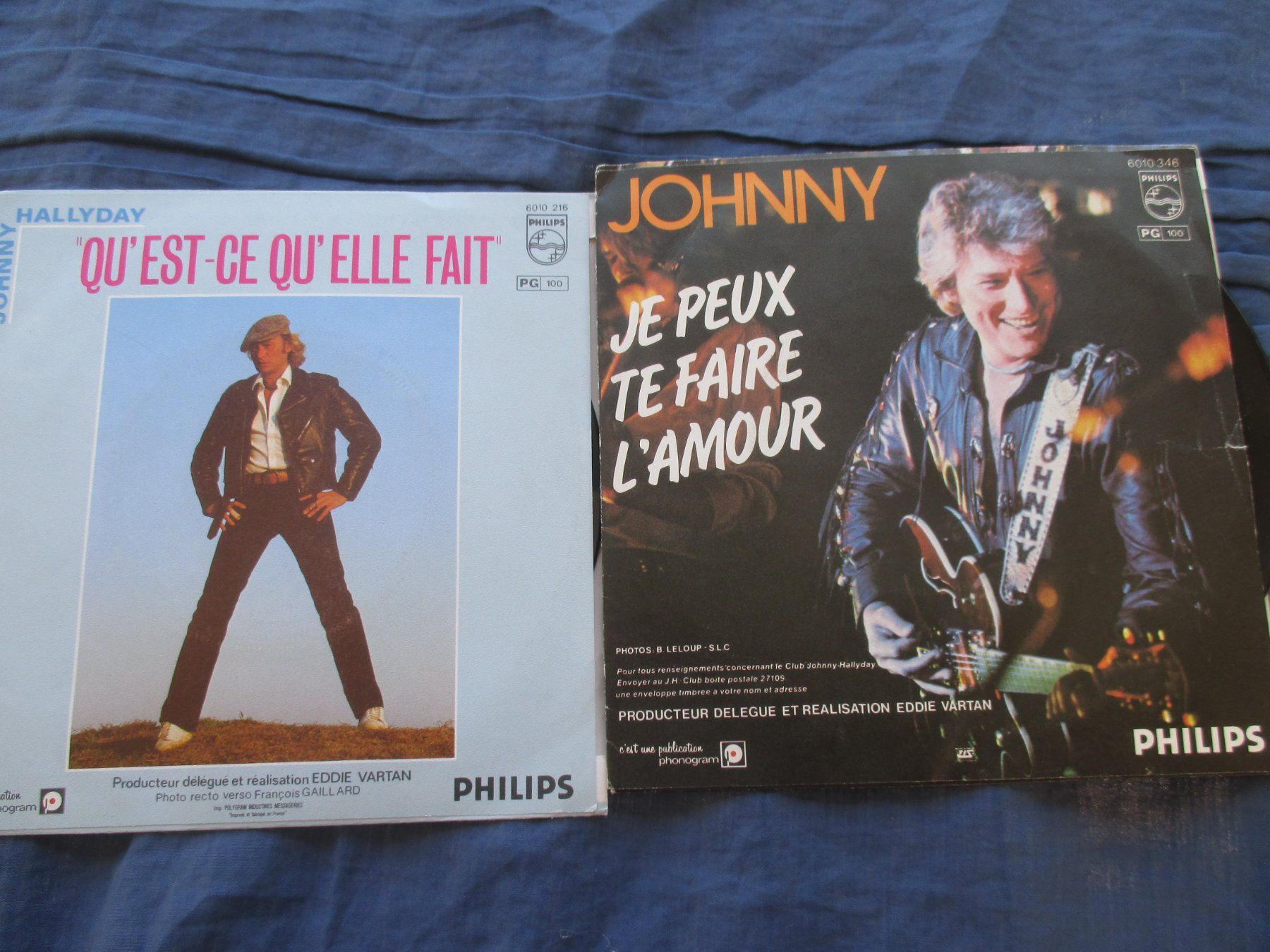 Vinyles: lot de 2 single de Johnny Hallyday – D'occasion à Colombier NE par Nevenma 1