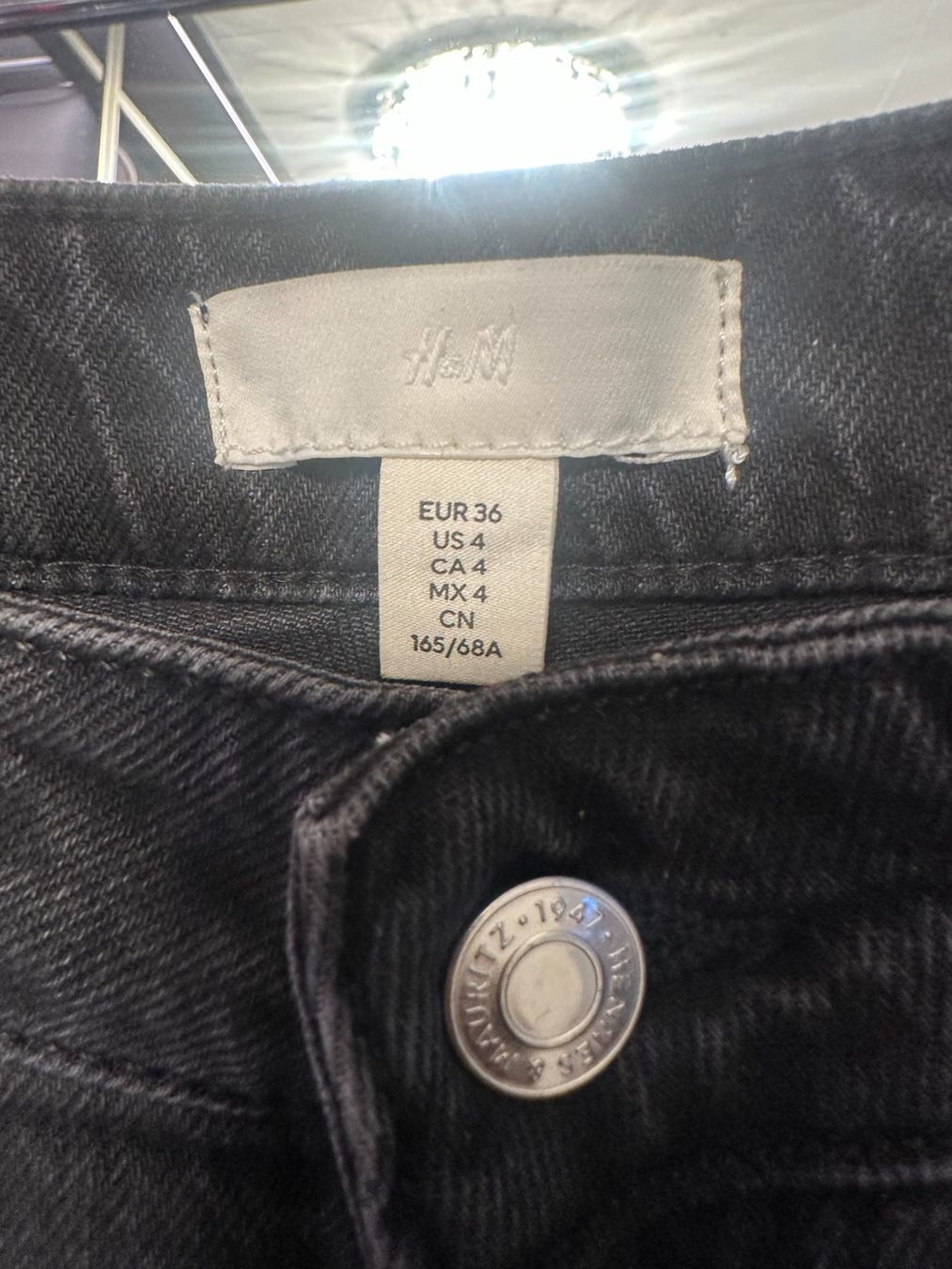 H&M Jeans: H&M Jeans / Damen / Dunkelgrau gr. 36 – Usato da Uitikon Waldegg venduto da roz_9tw8 2