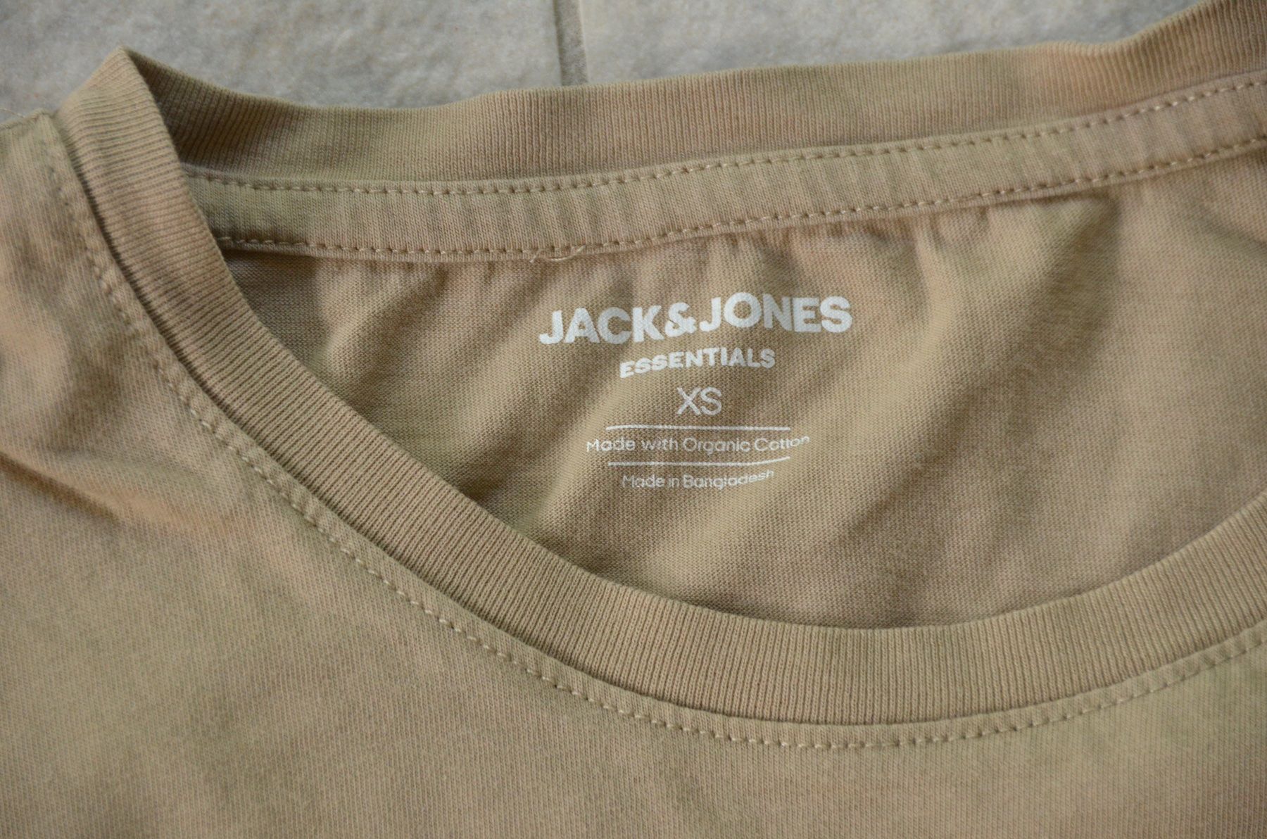 Jack & Jones T-Shirts: T-Shirt Grösse XS Jack & Jones Essentials beige – Gebraucht aus Schleinikon von kissa07 2