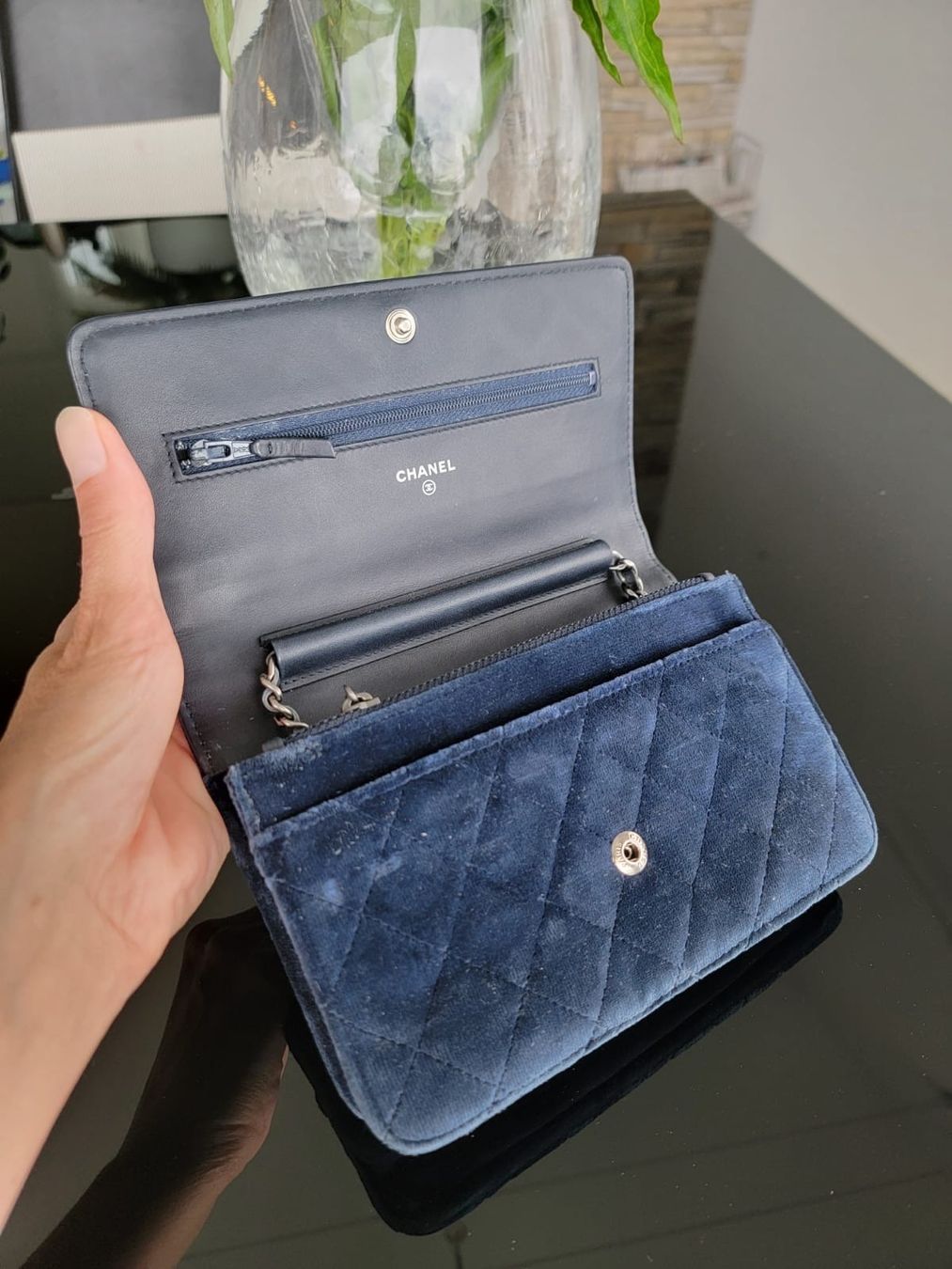 Chanel Borse da donna: Chanel WOC aus Samt – Usato da Wädenswil venduto da lisibit 5