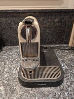 Nespresso Coffee Machine (Espresso Works Perfectly)+Capsules