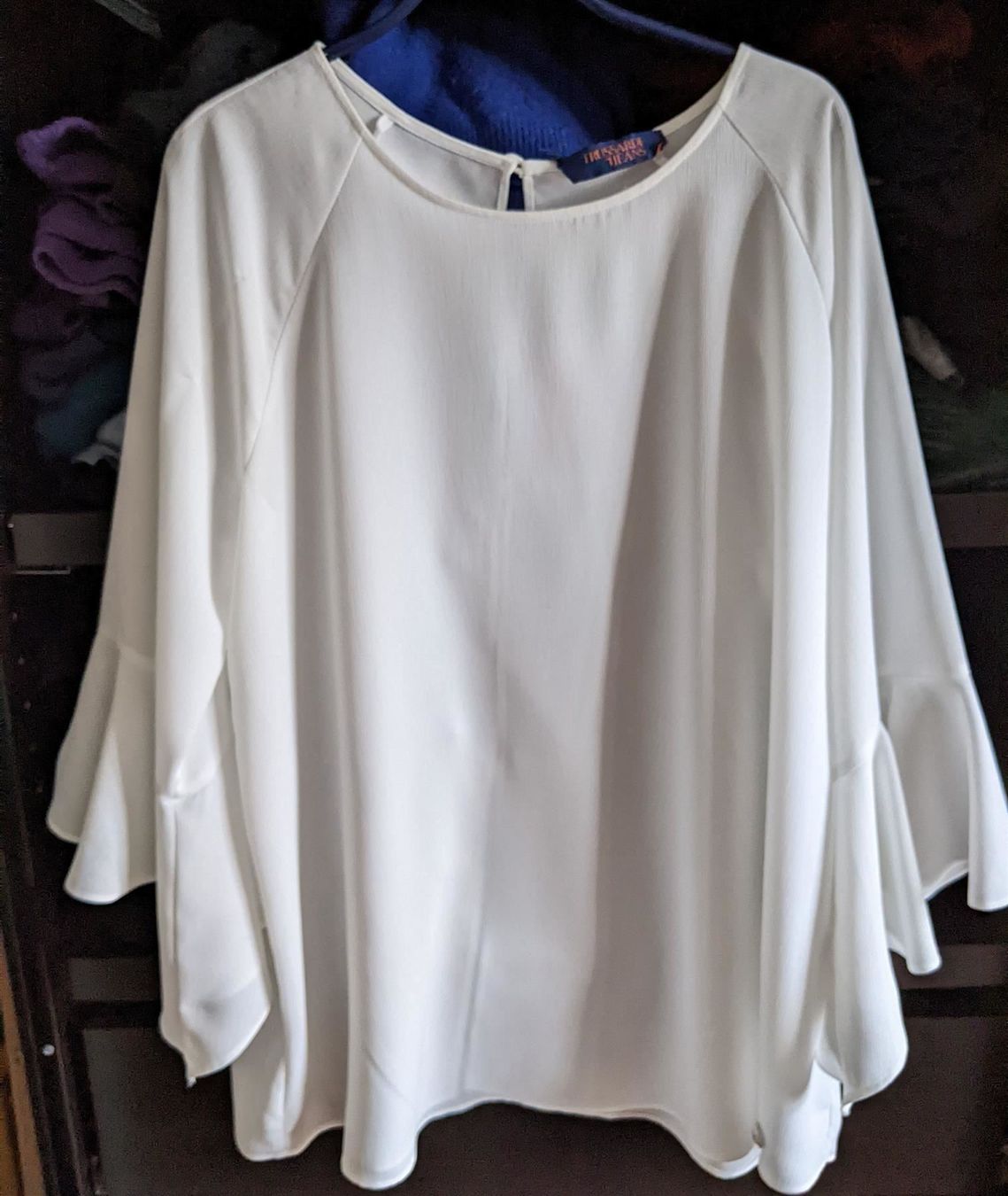Trussardi Blusen: TRUSSARDI : Elégante blouse crème 44-46 – Neu und originalverpackt aus Petit-Lancy von lilycerise 1