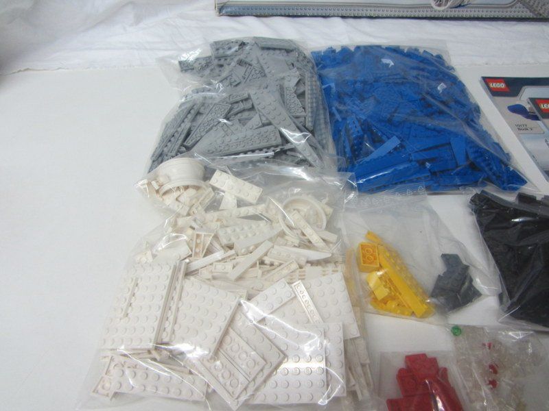 Lego Kit di costruzioni: LEGO Sculptures 10177 " Boeing 787 Dreamliner " – Usato da Kreuzlingen venduto da heinrich7h 6