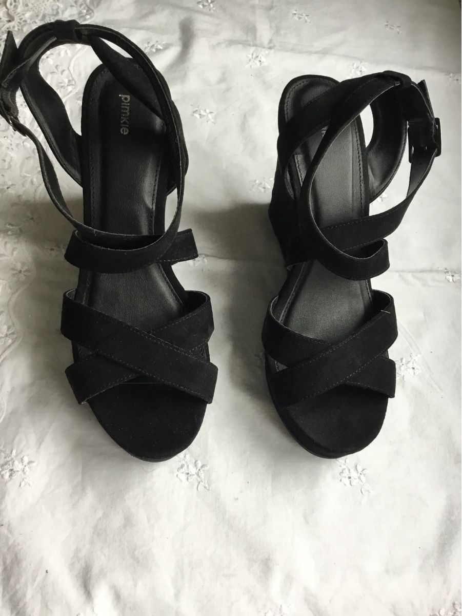 Damenschuhe: Schwarze Kunstwildleder – Neu (gemäss Beschreibung) aus Uitikon-Waldegg von Dmelchionna