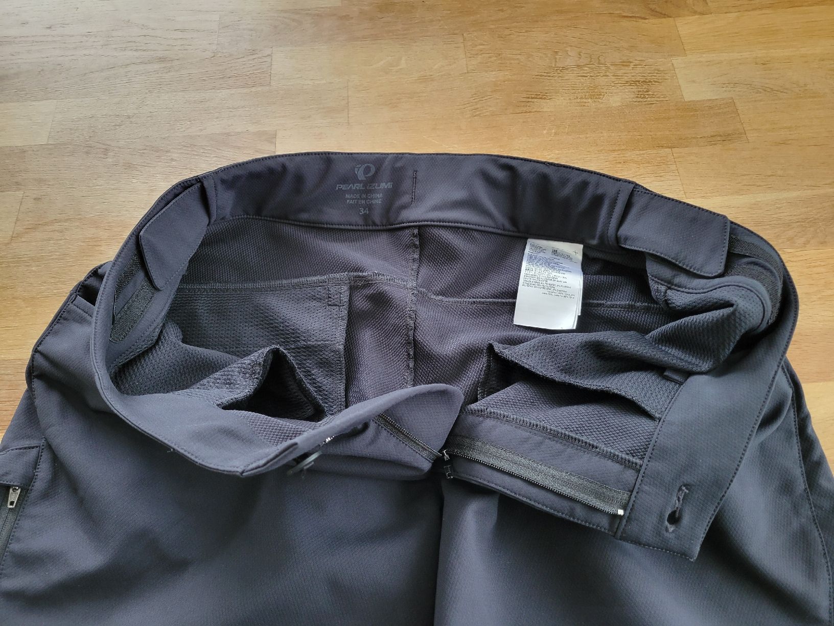 Pearl Izumi Pantaloni: Mountain Bike Shorts / Hose – Usato da Buttisholz venduto da 81BG 2