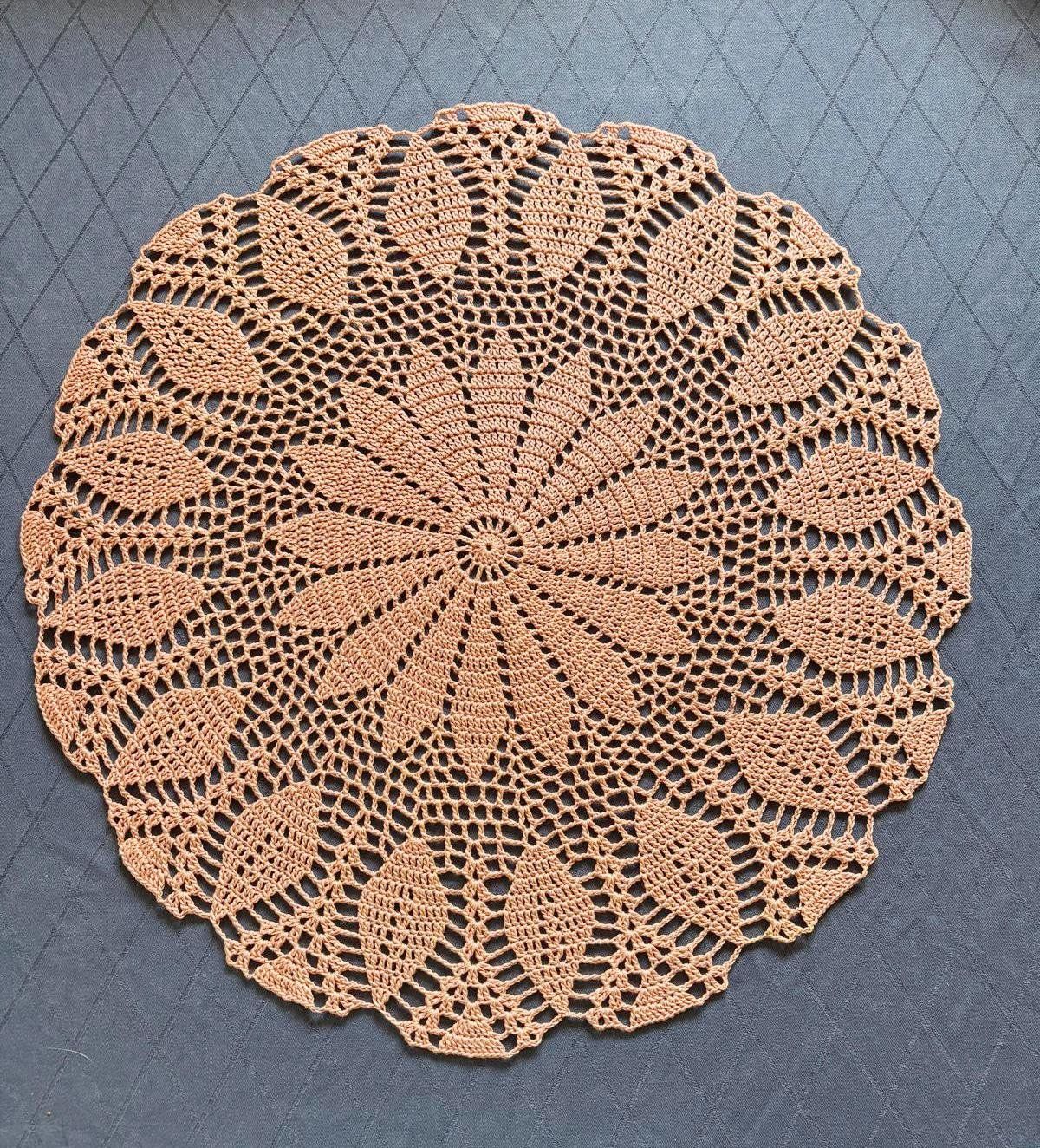 Tutte le decorazioni: Rundes Häkeldeckchen ca 41 cm / lachshell – Nuovo (secondo la descrizione) da Schaffhausen venduto da Espressoo7