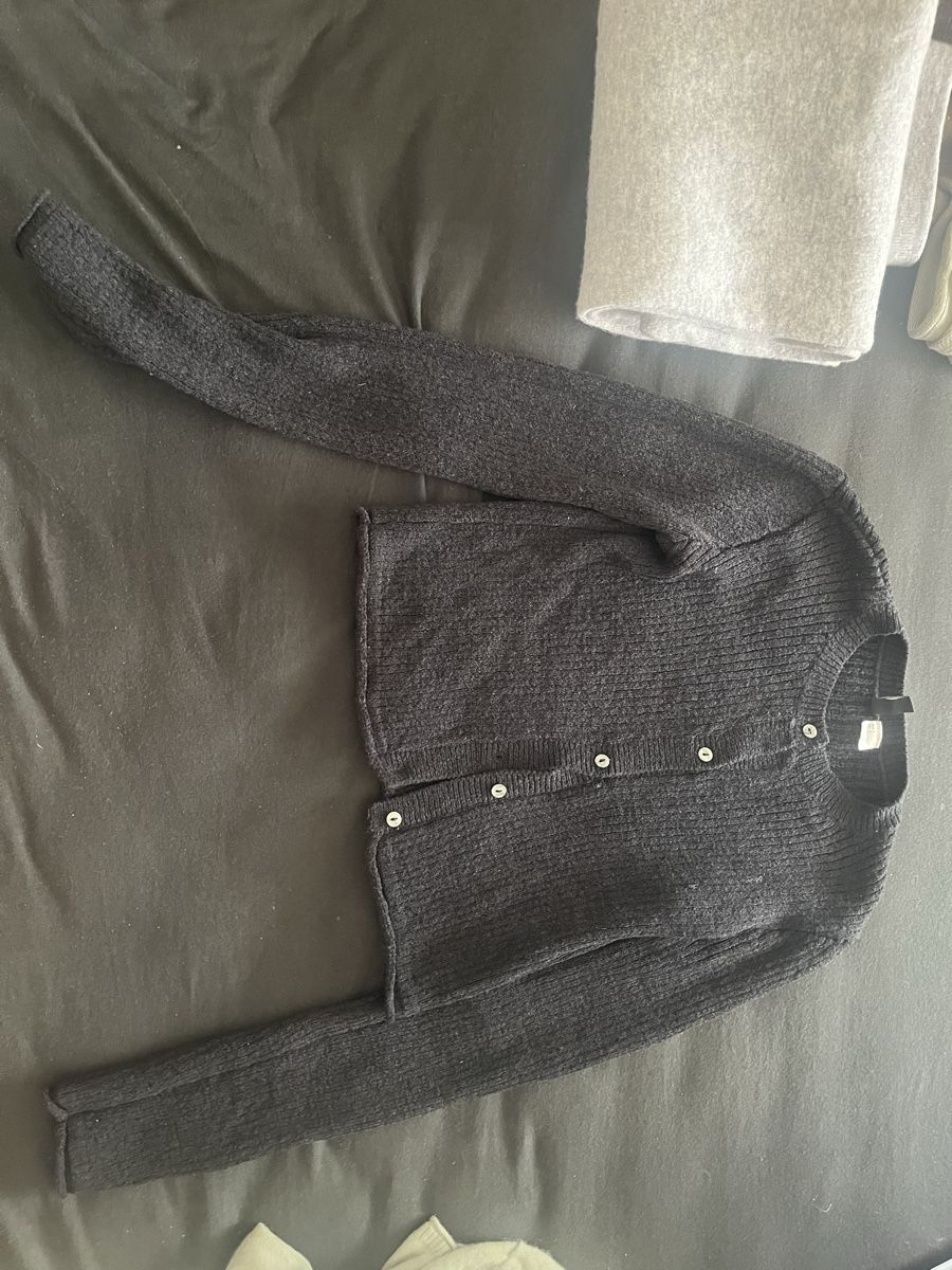 Lotti di vestiti: Kleidungspaket Damen Pullover Hosen – Usato da Olten venduto da sae_82z2 3